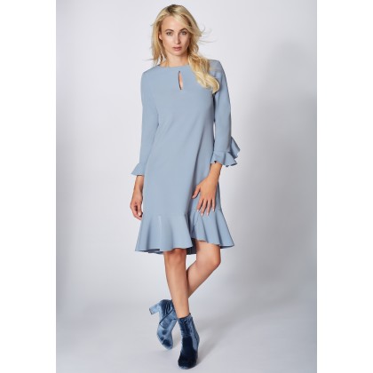 Stilvolles Kleid MILA mit romantischen Volantsdetails /