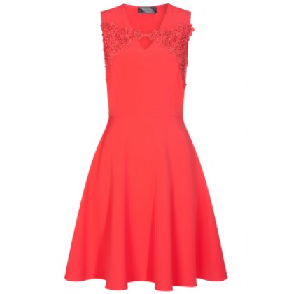 Edles Kleid PERSIA mit modischen Stickereien /